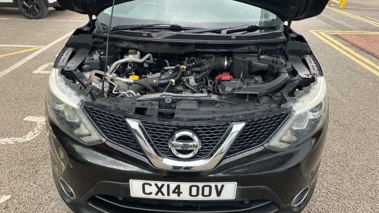 Nissan Qashqai 1.2 DiG-T Acenta Premium 5dr Petrol Hatchback